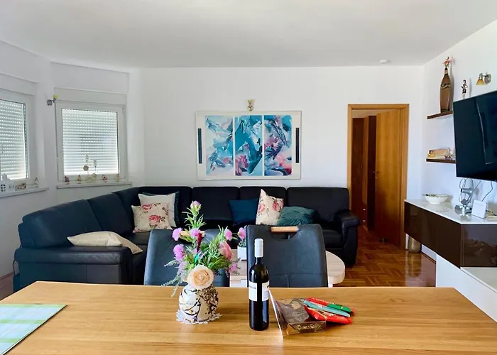 Apartment Mandarina
